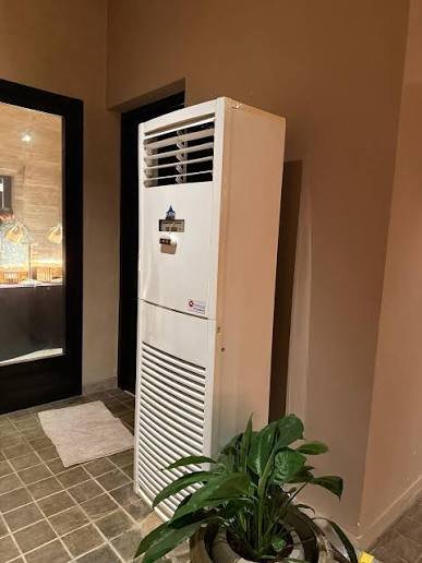 Professional white portable air cooler unit with digital temperature control panel